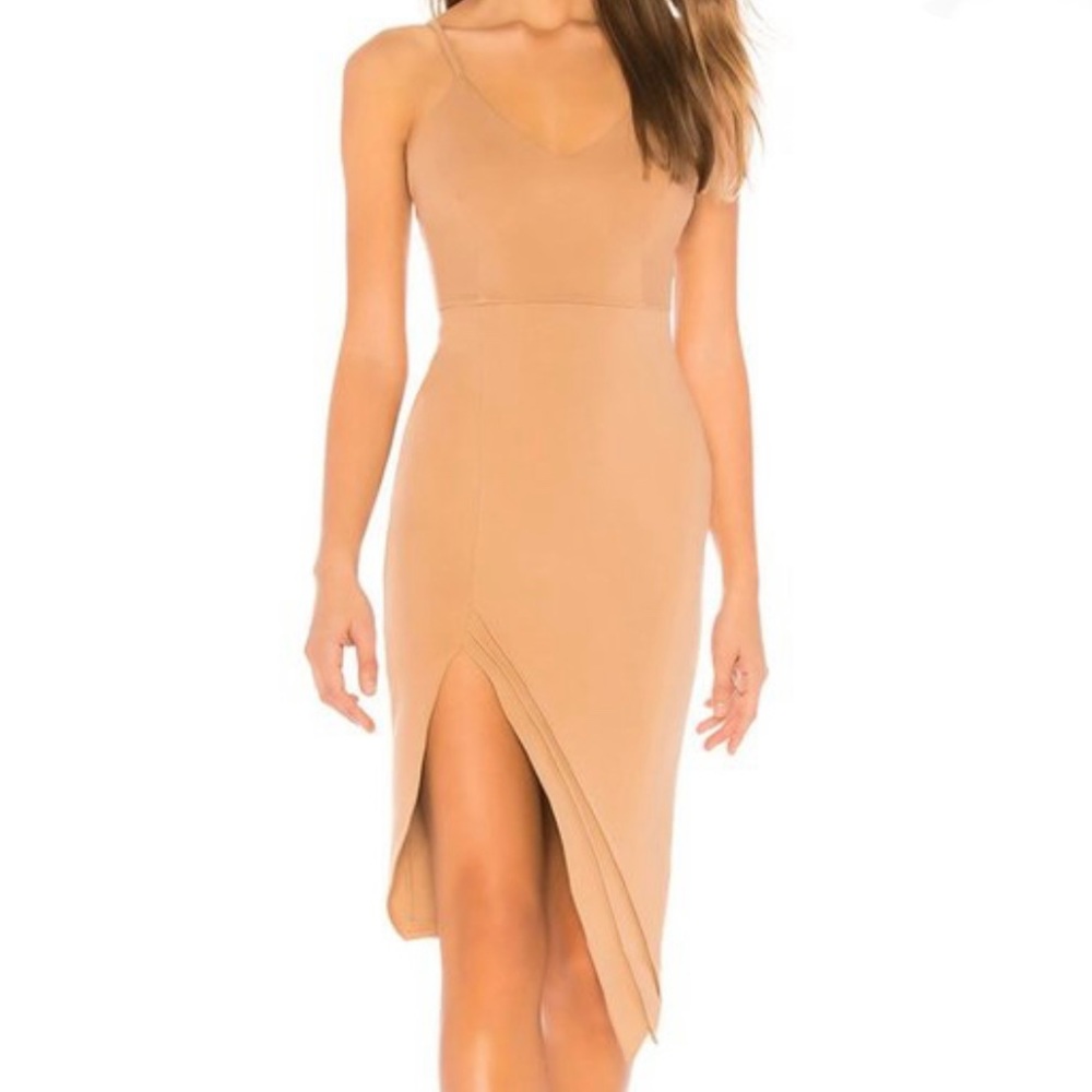 REVOLVE KILEE MIDI DRESS IN SIZE XS
SUPERDOWN